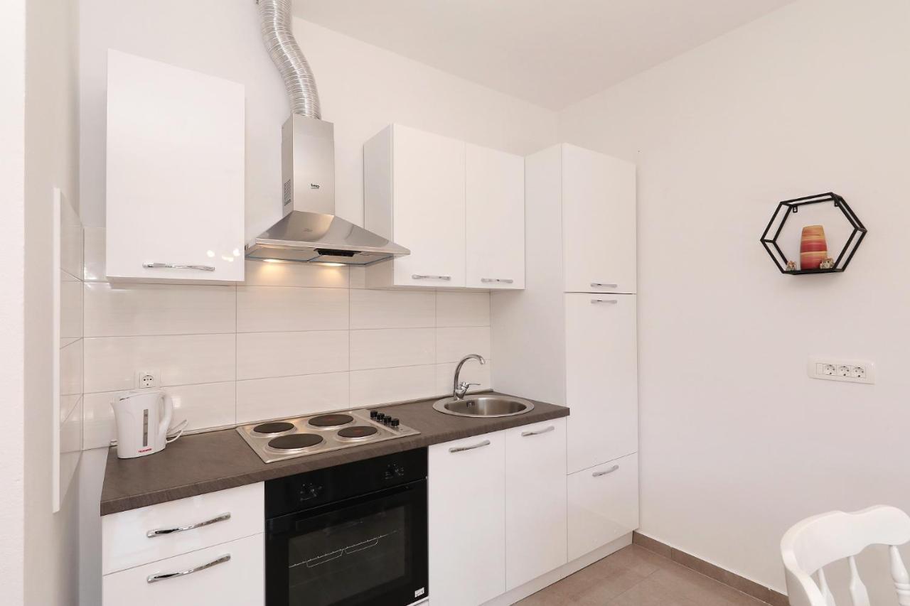 Apartman Lili Appartement Zadar Buitenkant foto